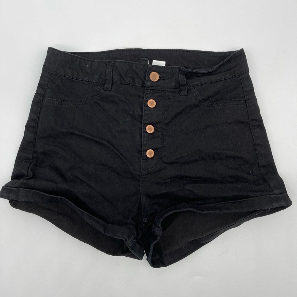 H&M Black Button Up Front Black Shorts
